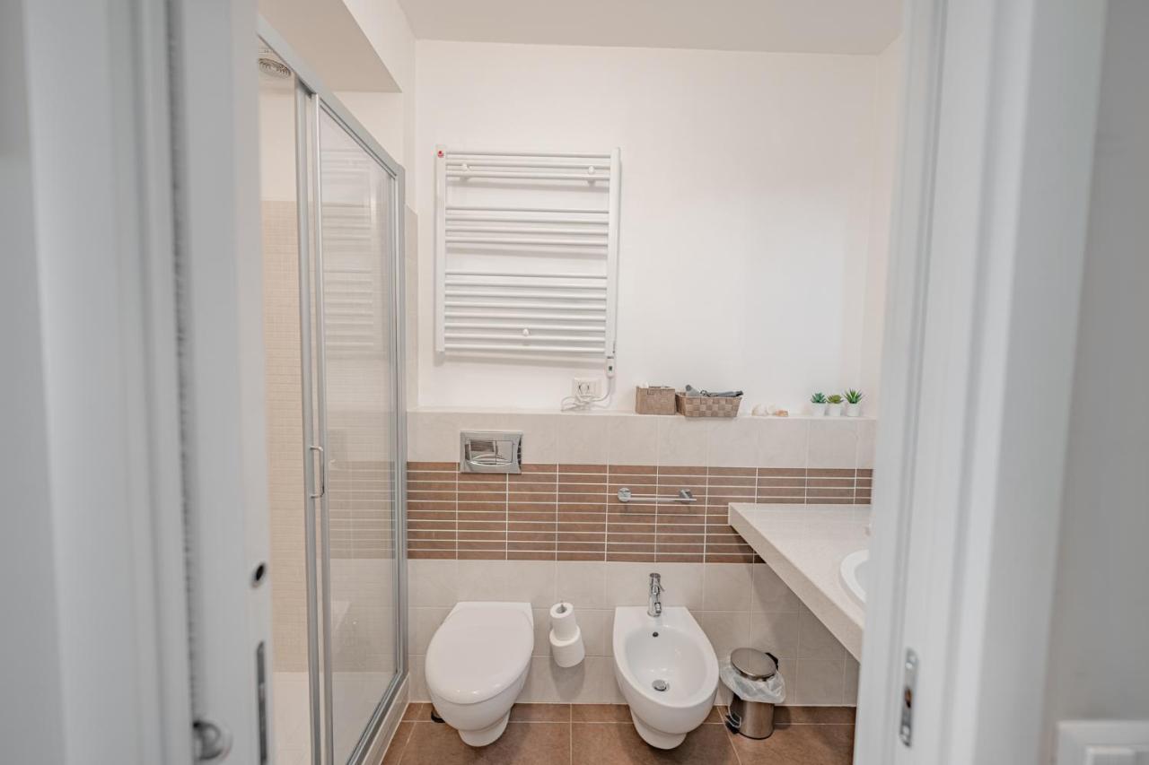Appartamento Incantevole Con Piscina Валекрозия Екстериор снимка